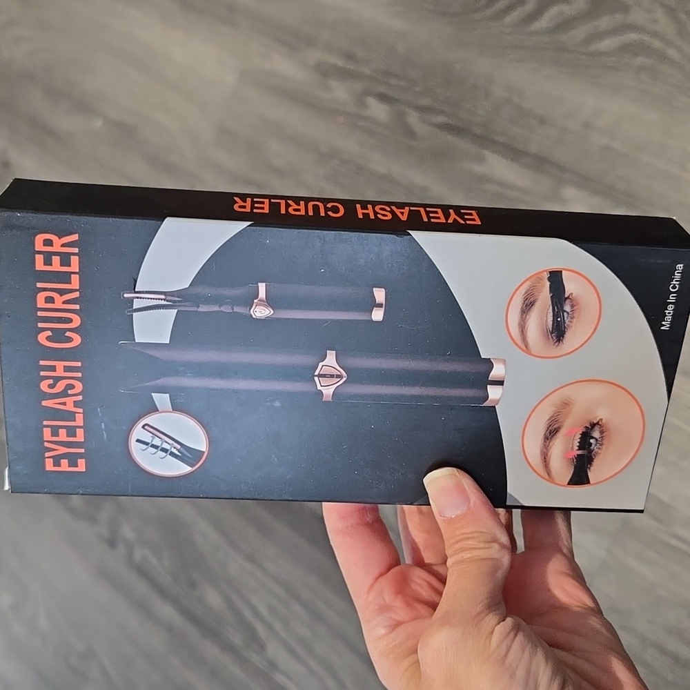 Heated Eyelash Curler Rechargeable Heat Lash Curl - Picture 3 of 3